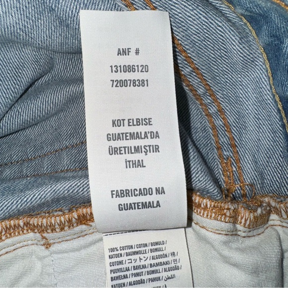 Abercrombie & Fitch Classic Straight Destructed Jeans, Sz 32x34 (see meas) - Picture 9 of 11